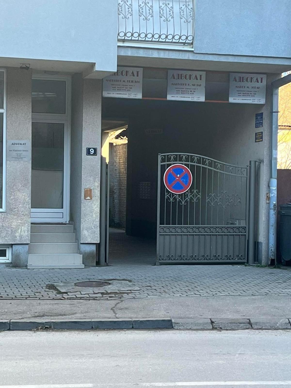 B&s Apartman